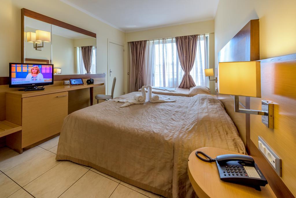 Manousos City Hotel Rhodes City Quarto foto